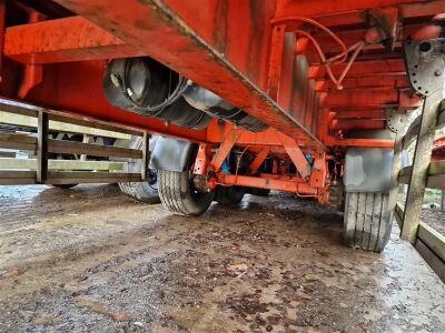 2000 Wilson Triaxle Flat Trailer - 10