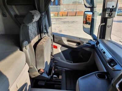 2017 Scania R450 Topline 6x2 Rear Lift Tractor Unit - 12