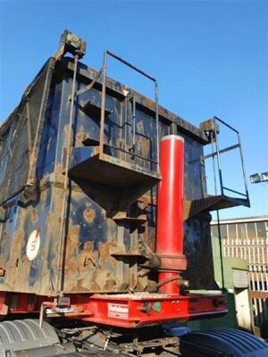 2010 Rothdean Triaxle Steel Body Coil well 75yrd³ Tipping Trailer  - 9