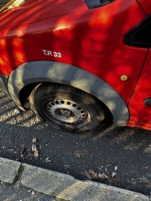 2010 Ford Transit Connect 75 T200 Van - 7