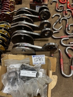 6x Plate Lifting Clamps & Unused Spares