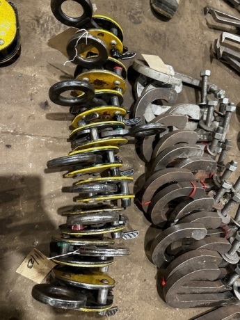 9x Lifting Clamps