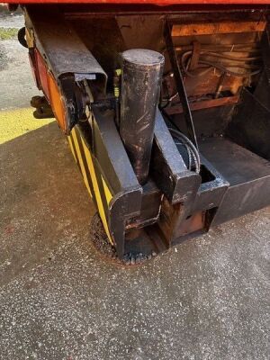 1988 Kato NK-160 E-III 6x4 Fully Hydraulic Truck Crane - 10