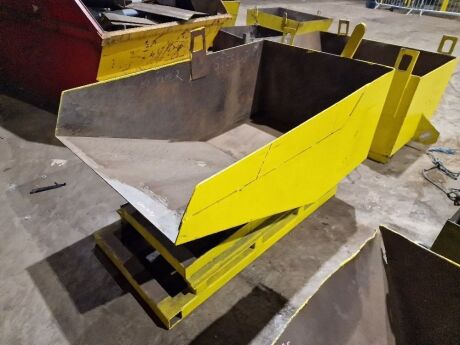 Forklift Tipping Skip