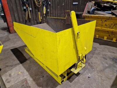 Forklift Tipping Skip - 6