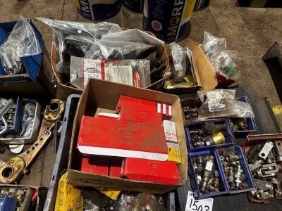 Qty Misc Trailer Spares - 4