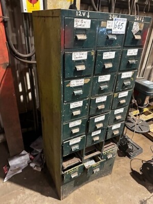 Steel Cabinet & Contents, Mostly Bulbs & Zip Clips