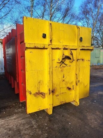 40yrd Big Hook Compactor Bin