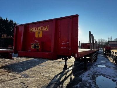 2003 General Triaxle Flat Trailer - 2