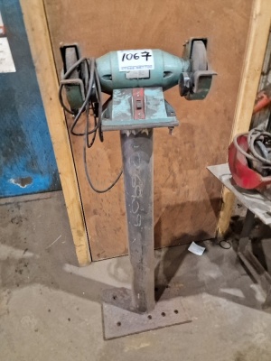 240V Bench Grinder & Stand