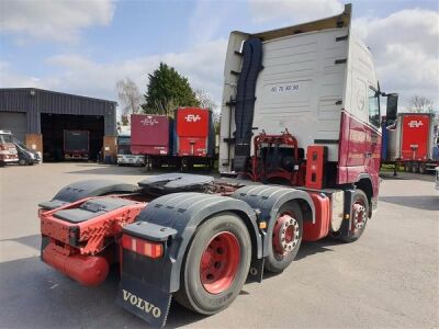 2013 Volvo FH460 Midlift 6x2 Tractor Unit - 4