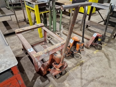 Pallet Truck with Frame