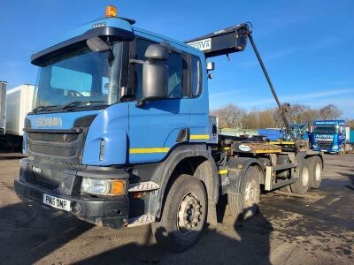 2016 Scania P450 8x4 Hook Loader