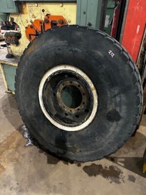 Spare Crane Wheel & Michelin 16.00R25 XGC Tyre