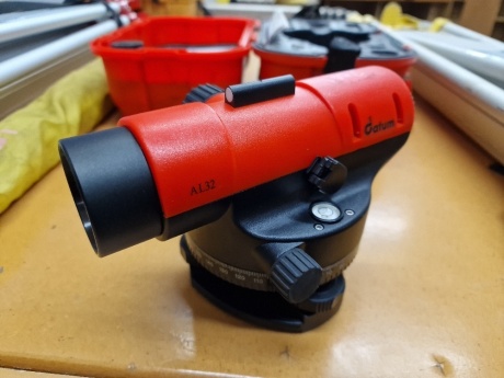 Datum AL32 Automatic Level, Tripod & Measure