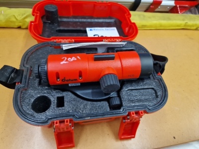 Datum AL32 Automatic Level, Tripod & Measure - 3