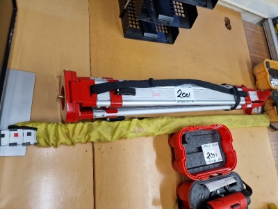 Datum AL32 Automatic Level, Tripod & Measure - 4