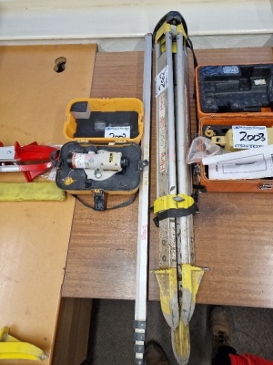 Nikon AX-2s Automatic Level, Tripod & Measure