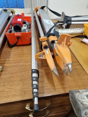 Geolevel AL32 Automatic Level, Tripod & Measure - 3