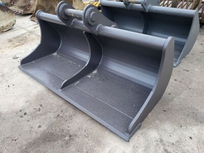 New & Unused 7ft Ditching Bucket - 80mm Pins - 2