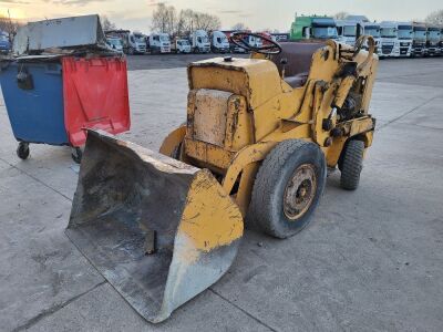 International H25 Compact Shovel