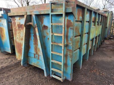 25yrd Big Hook Bin