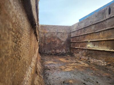35yrd Big Hook Bin - 4