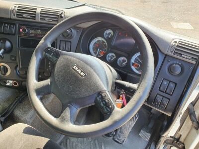 2011 DAF CF85 460 Day Cab 6x4 Tractor Unit - 21