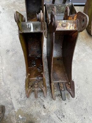 2x 9” Digging Buckets - 2