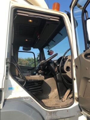 2010 DAF CF85 460 Day Cab 6x4 Tractor Unit - 17