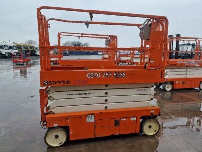 2017 Snorkel S3226E Scissor Lift