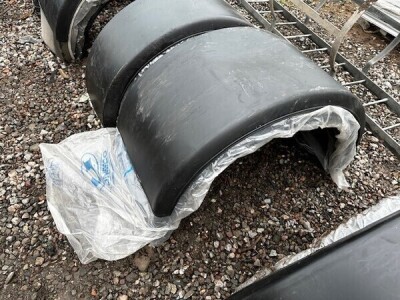 8 Stacks of Various Plastic Fenders for HGVs - 4