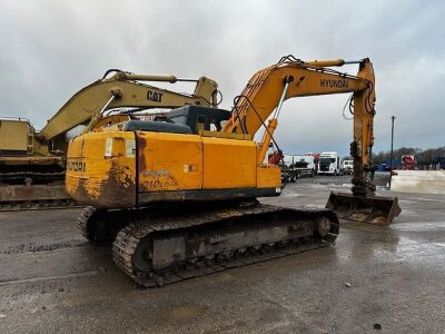 Hyundai 210LC-7A 21T Excavator - 3