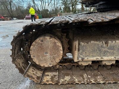 Hyundai 210LC-7A 21T Excavator - 7