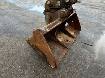 Hyundai 210LC-7A 21T Excavator - 9