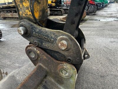 Hyundai 210LC-7A 21T Excavator - 10
