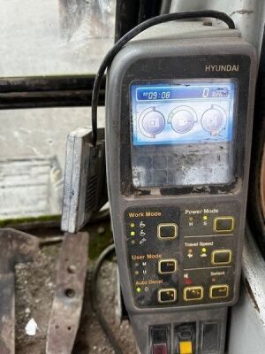 Hyundai 210LC-7A 21T Excavator - 22