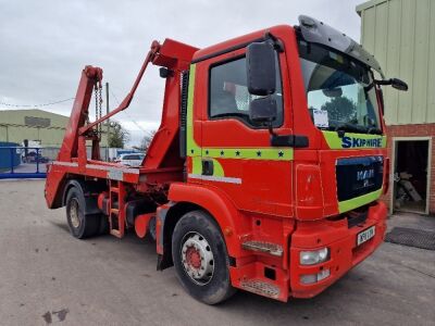 2011 MAN TGM 18 250 4x2 Telescopic Skiploader - 3