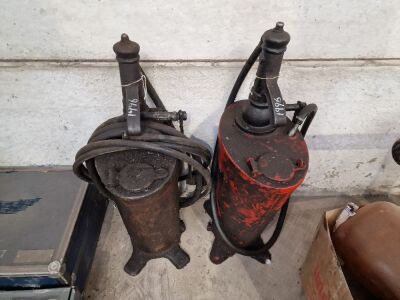 2x Hydraulic Fluid Dispensers