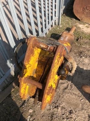 Hydraulic Breaker - 2 1/2" Point - 2