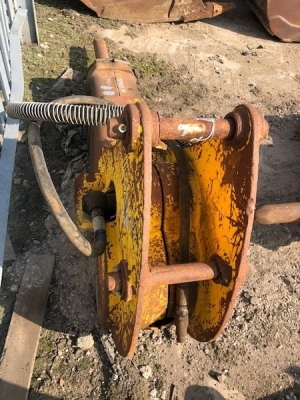 Hydraulic Breaker - 2 1/2" Point - 3