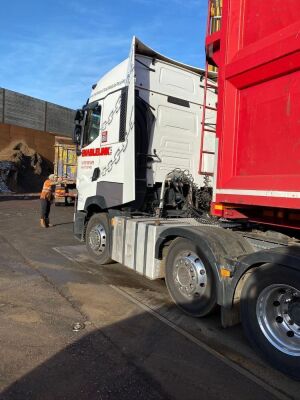 2018 Renault T520 High Range 6x2 Tractor Unit - 2