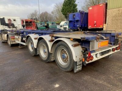 1996 VanHool Triaxle Skelatal Trailer 