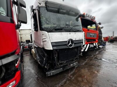 2016 Mercedes Actros 2545 6x2 Midlift Tractor Unit