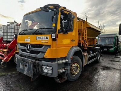 2013 Mercedes AXOR 1824 4x2 Spreader