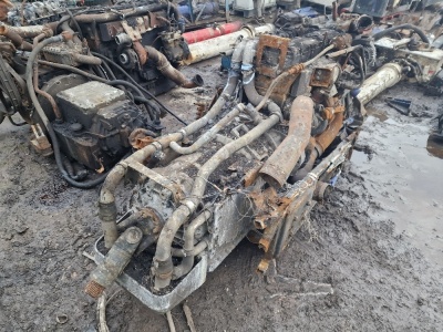 Paccar 6cyl Engine & Gearbox - 2