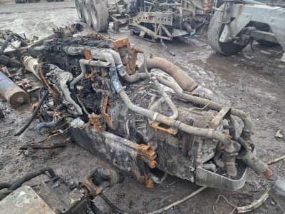 Paccar 6cyl Engine & Gearbox - 3
