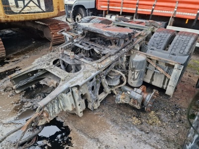 DAF Drive & Lift Axle Chassis Section, Sliding 5th Wheel