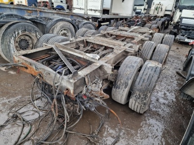 Triaxle BPW Twin Wheel Axles, Disc Brakes Trailer Chassis Section