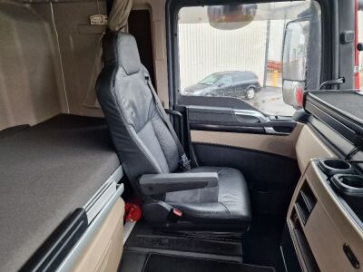 2019 MAN TGX 26 640 Black Lion Edition 6x2 Midlift Tractor Unit - 11